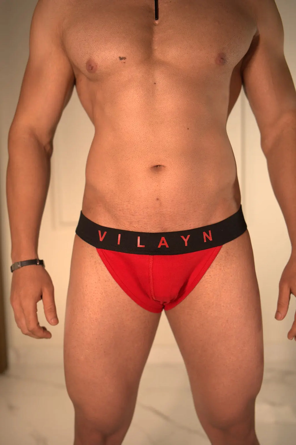 VALENTINO RED.